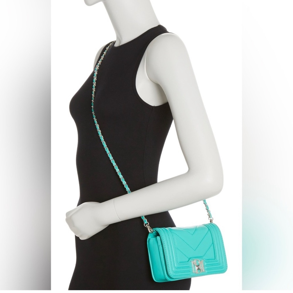 Badgley Mischka Cross body bag EUC
